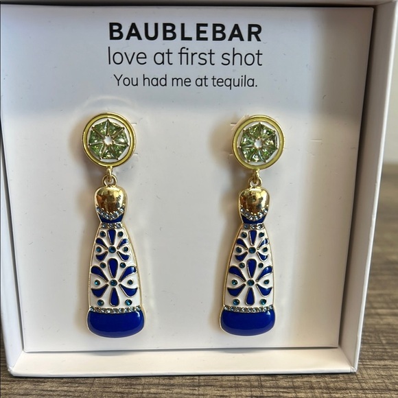 BaubleBar Lime 🍋‍🟩 & Tequila Drop Earrings - Picture 2 of 5